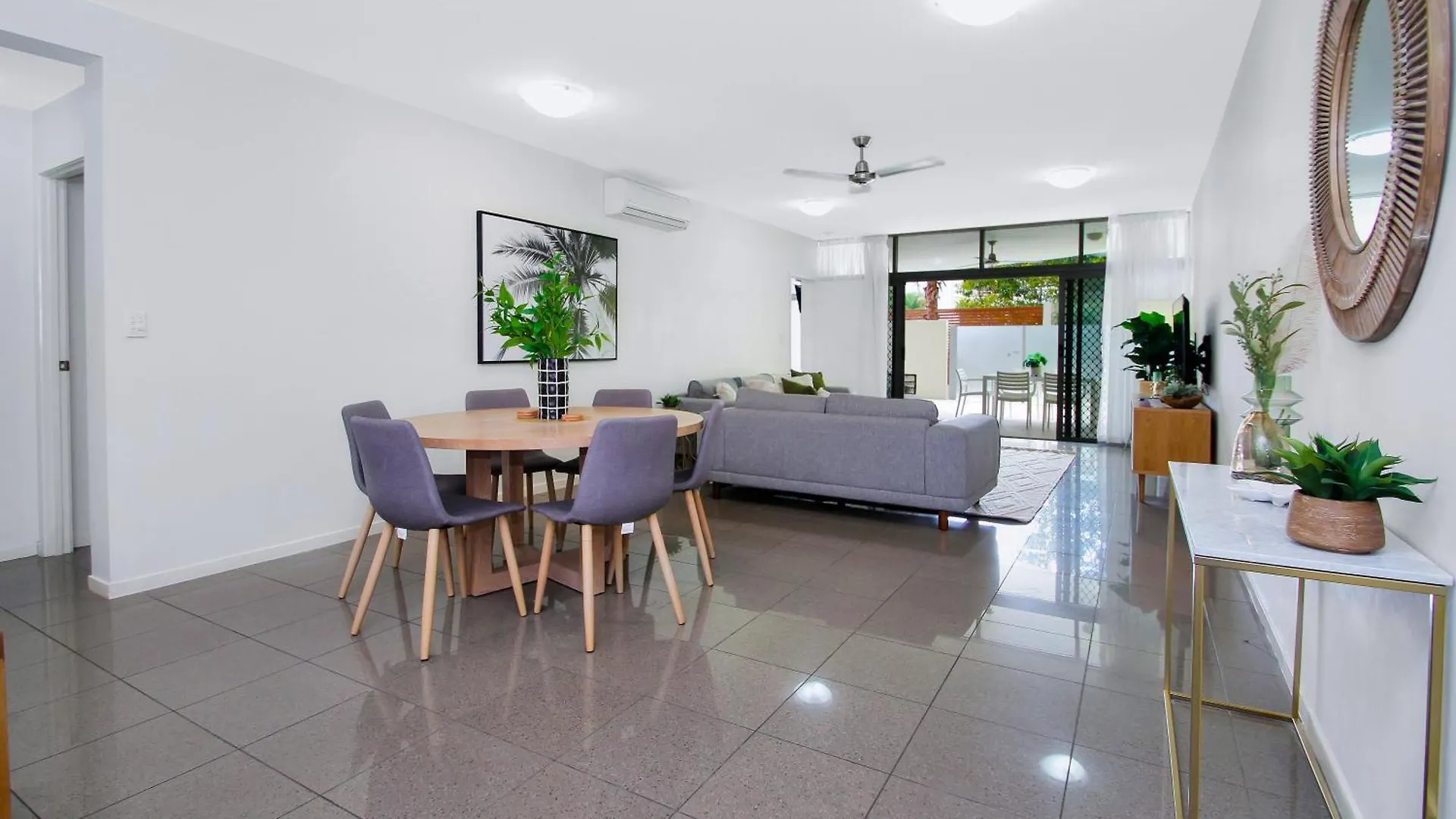 Stunning Ground Floor City Apartment 104 Cairns Austrálie
